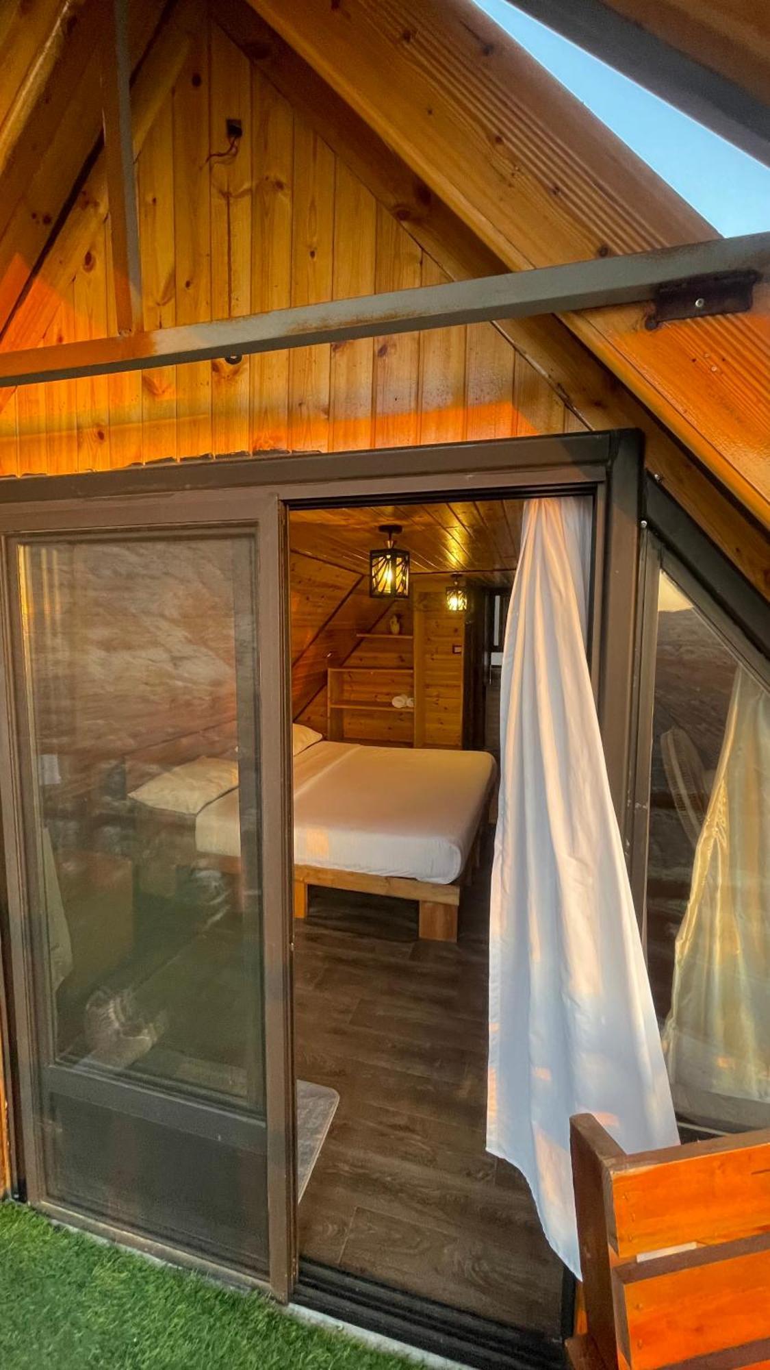 Готель Dana Luxury Huts Екстер'єр фото